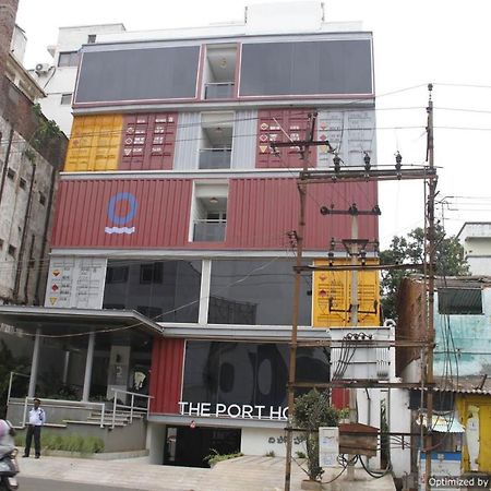 The Port Hotel Visakhapatnam Bagian luar foto
