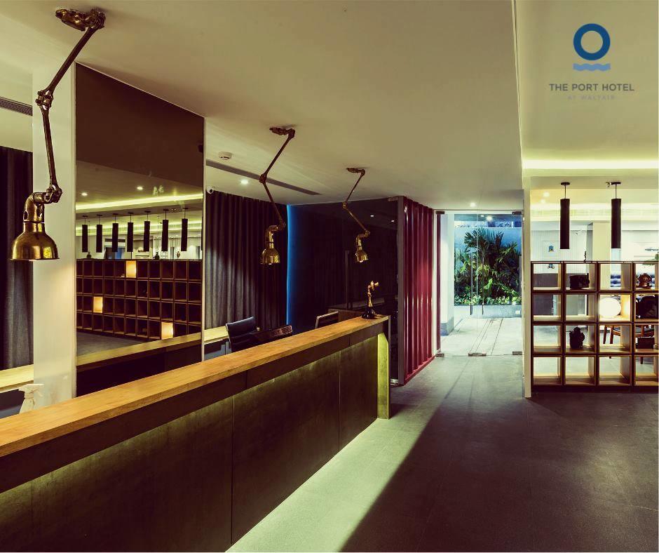 The Port Hotel Visakhapatnam Bagian luar foto