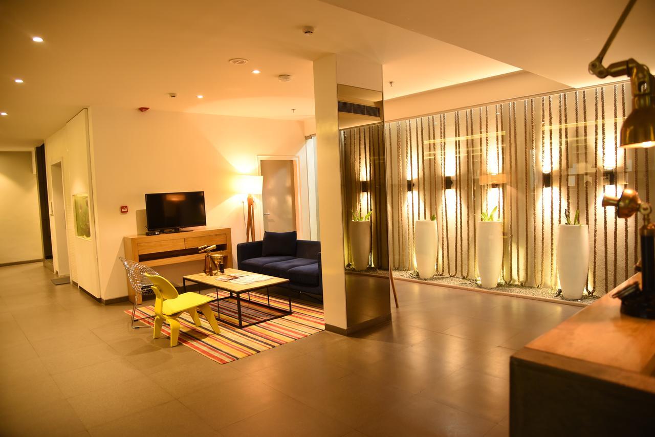 The Port Hotel Visakhapatnam Bagian luar foto