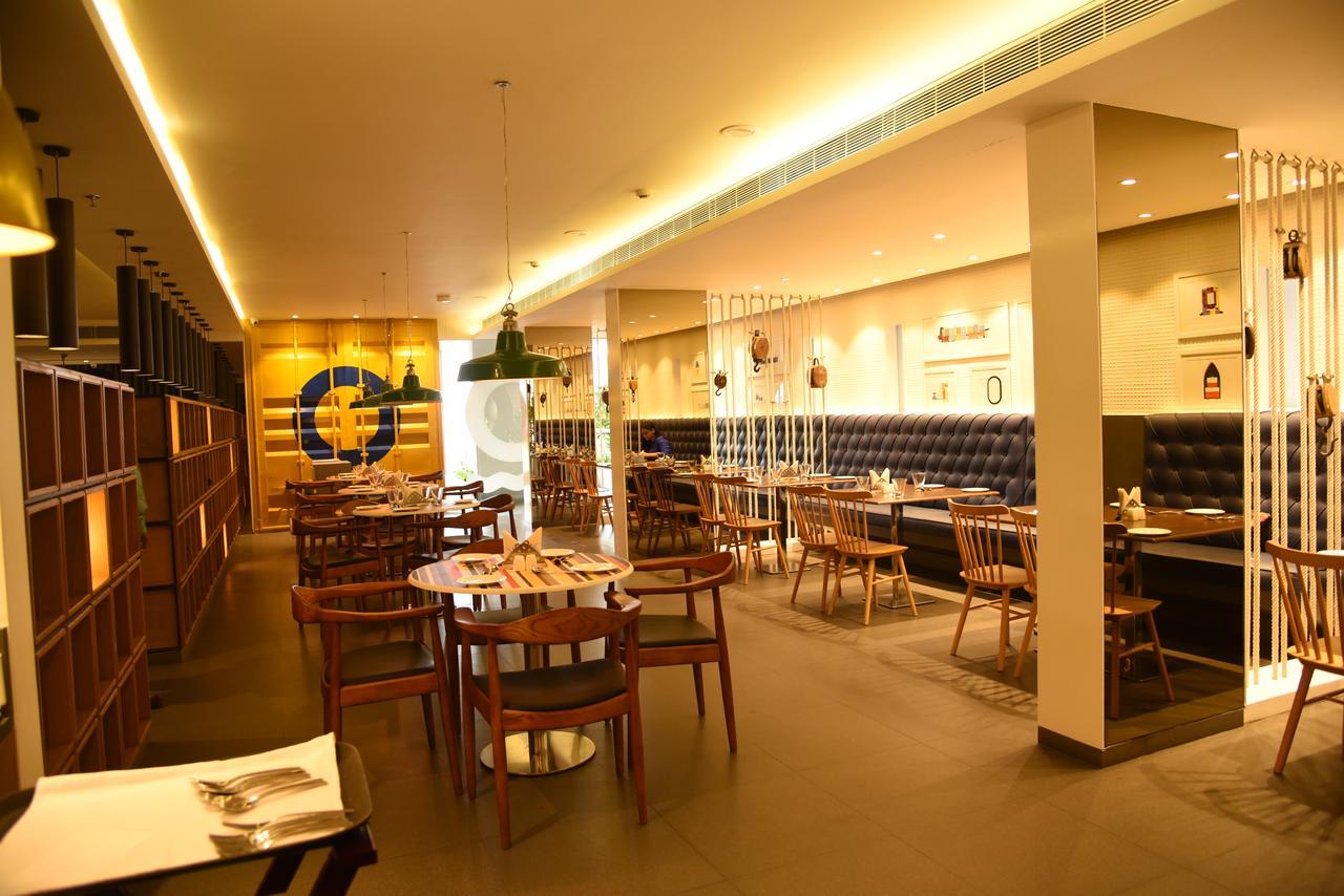 The Port Hotel Visakhapatnam Bagian luar foto