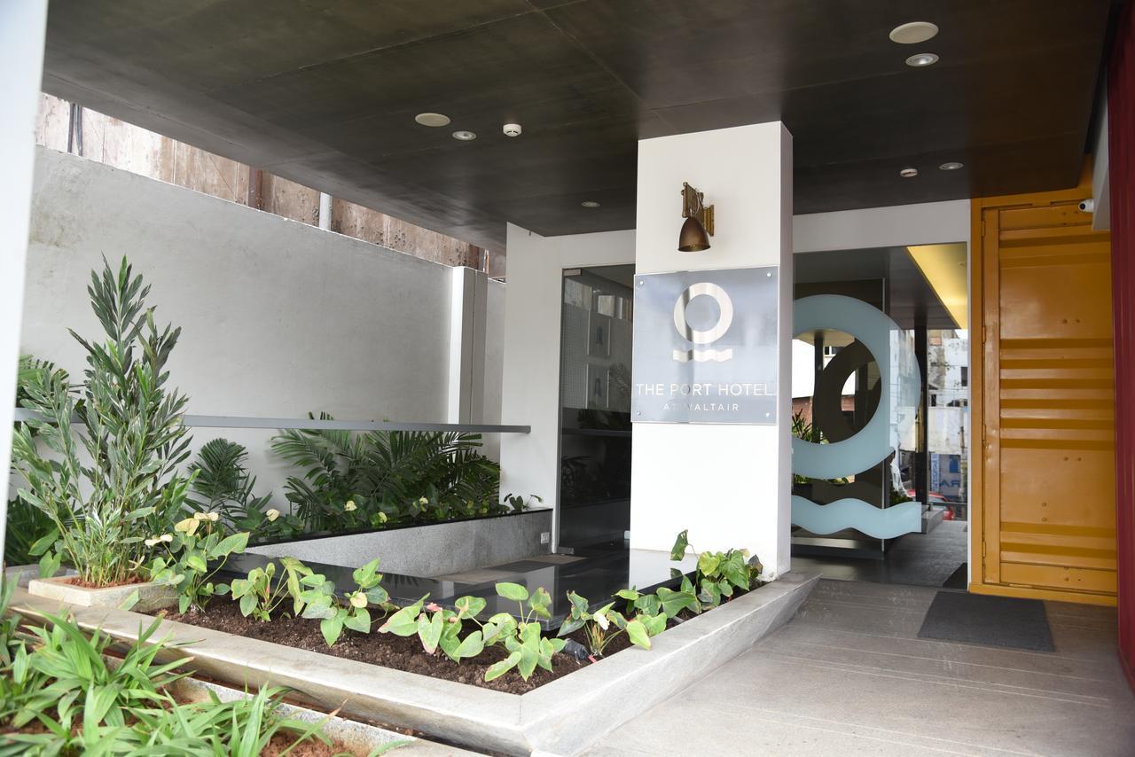 The Port Hotel Visakhapatnam Bagian luar foto